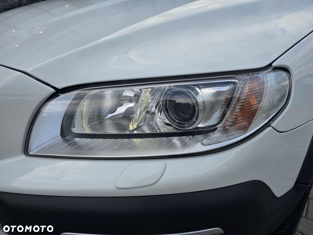 Volvo XC 70 - 30