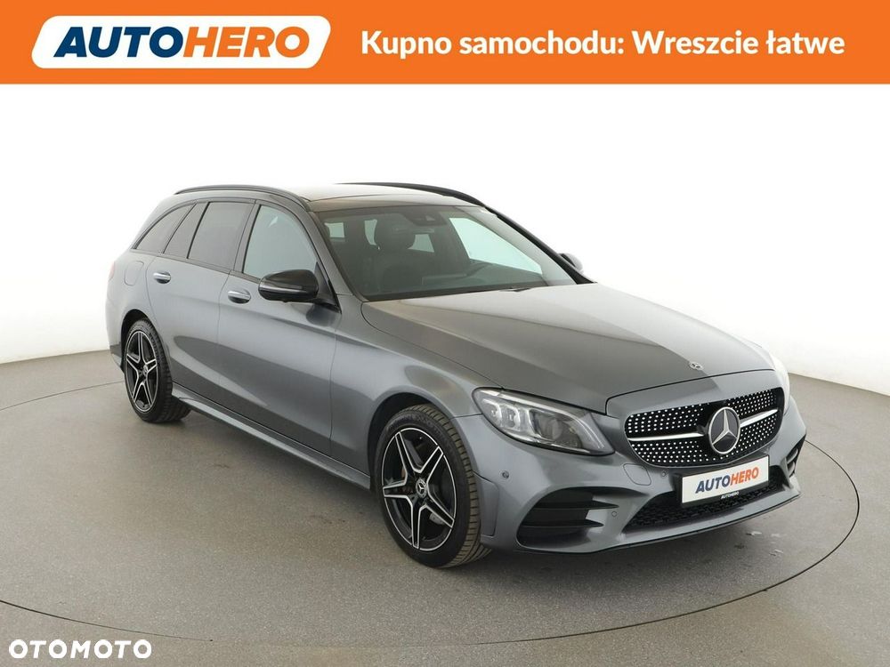 Mercedes-Benz Klasa C 200 4Matic 9G-TRONIC AMG Line - 11