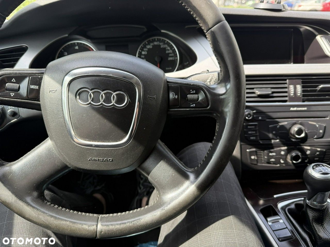 Audi A4 - 5