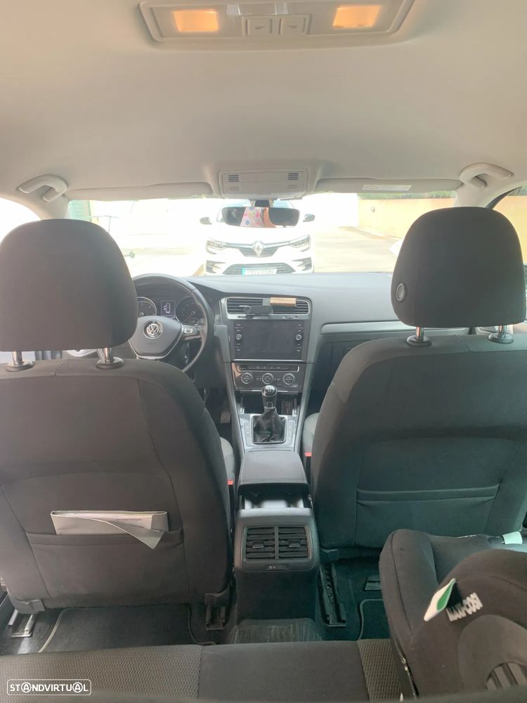 VW Golf Variant 1.6 TDi R-Line - 10