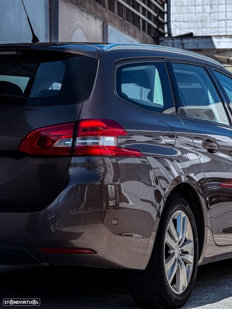 Peugeot 308 - 9