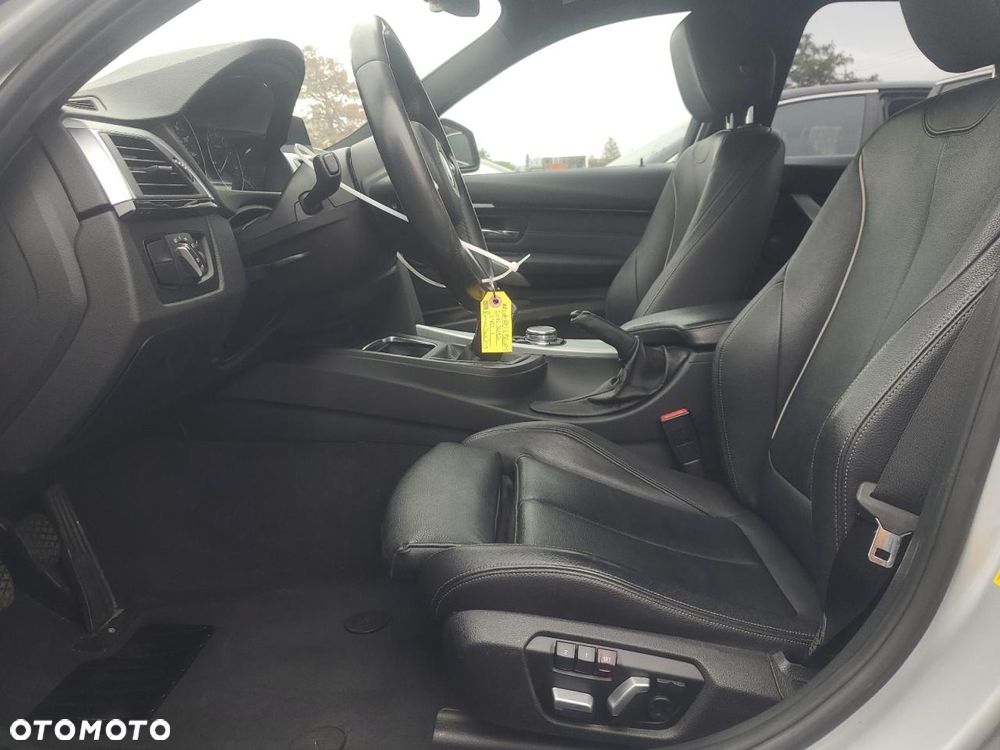 BMW Seria 3 340i Edition M Sport Shadow - 7