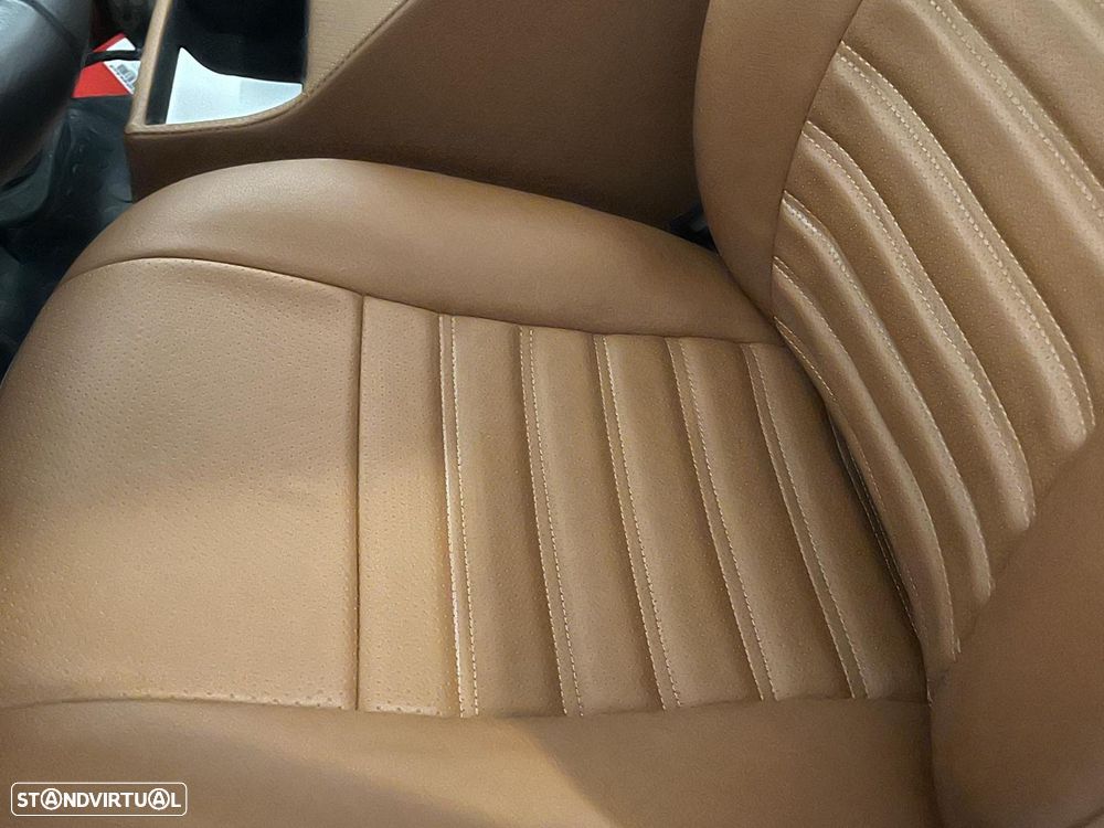 Land Rover Defender 90 2.5 Td5 Soft Top - 12