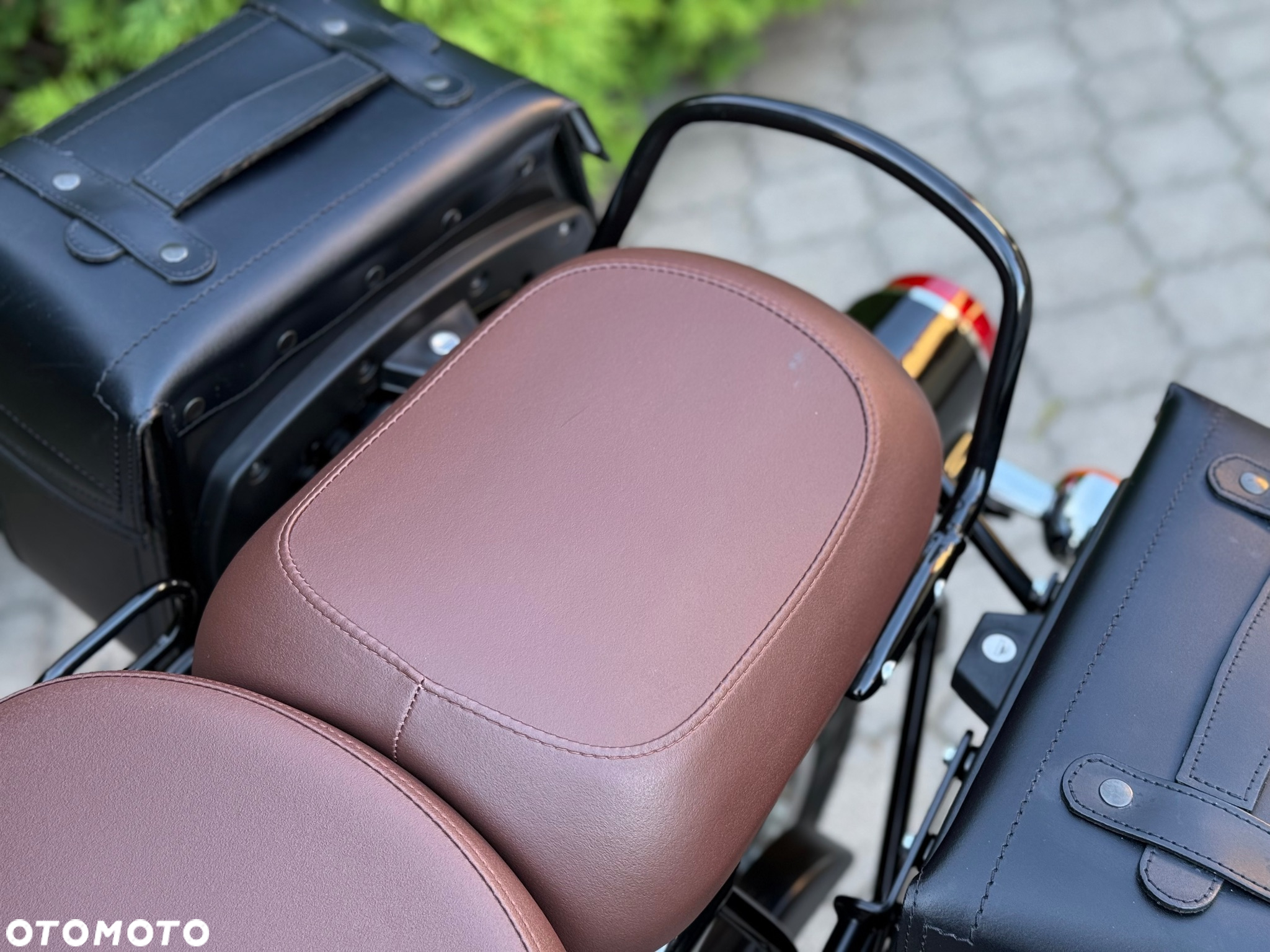 Royal Enfield Classic - 32
