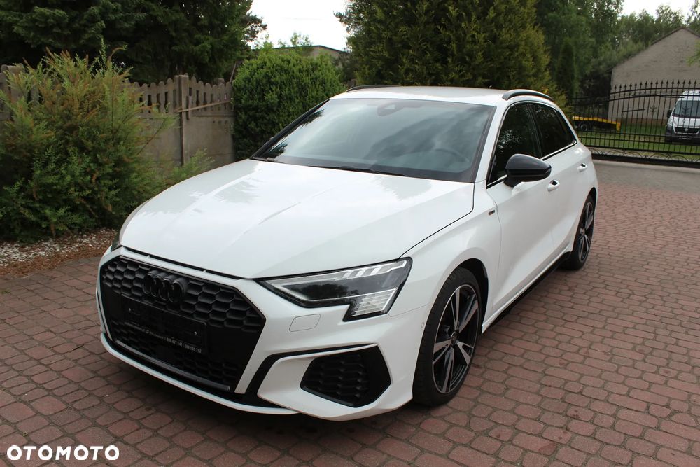 Audi A3 Sportback 35 TDI S tronic S line - 2