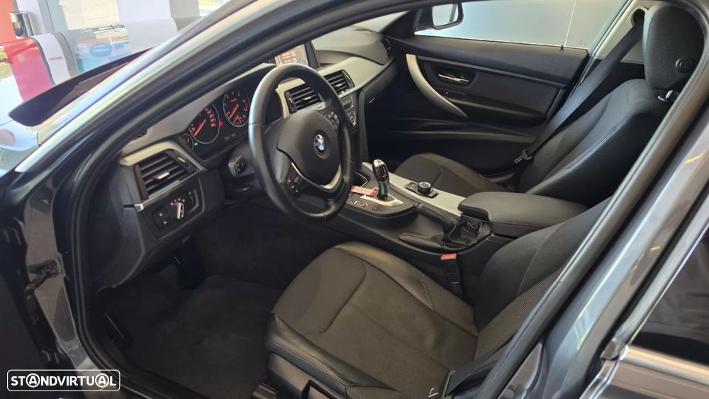 BMW 320 d EfficientDynamics Line Modern Auto - 7