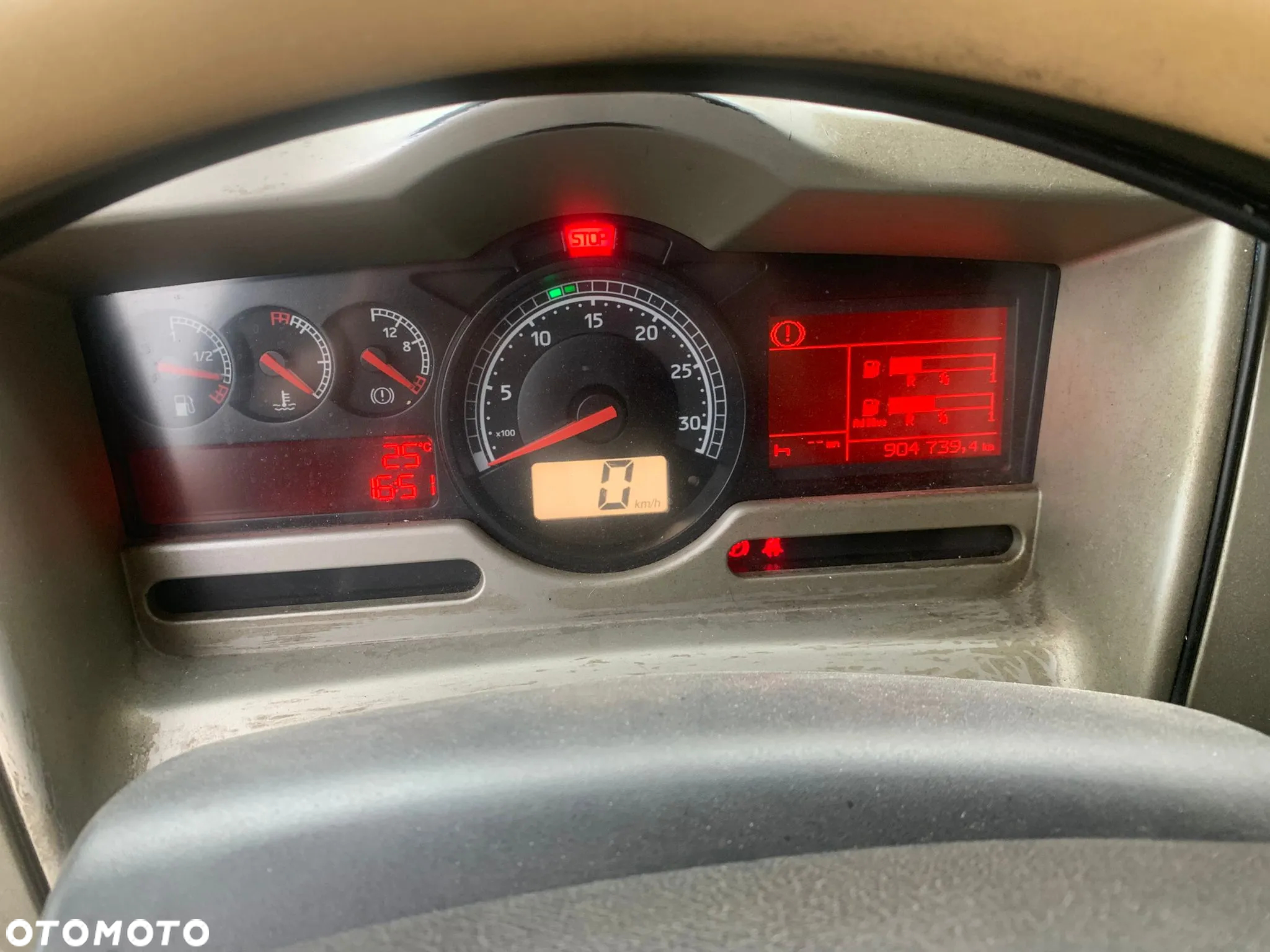 Renault Premium - 12