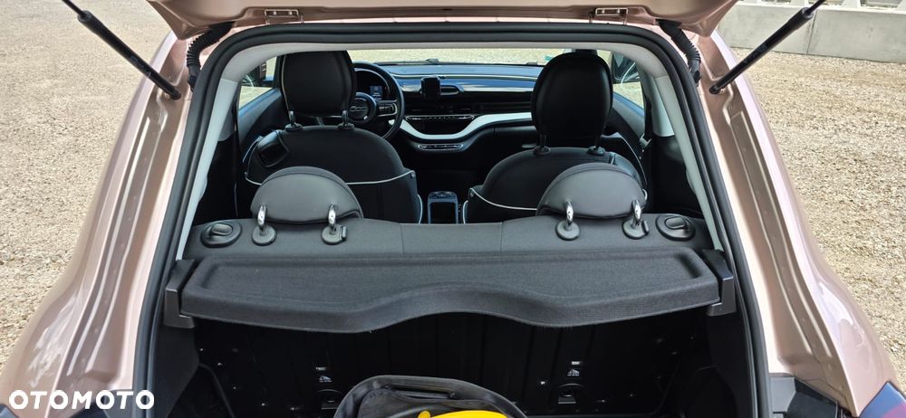 Fiat 500 23.8kWh Action - 22
