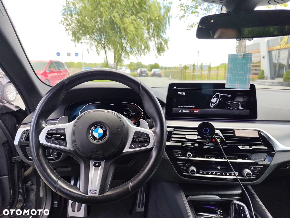 BMW Seria 5 520d mHEV M Sport sport - 12