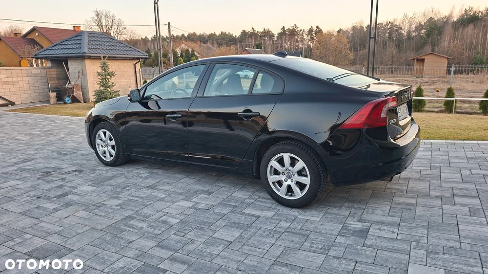 Volvo S60 DRIVe - 19