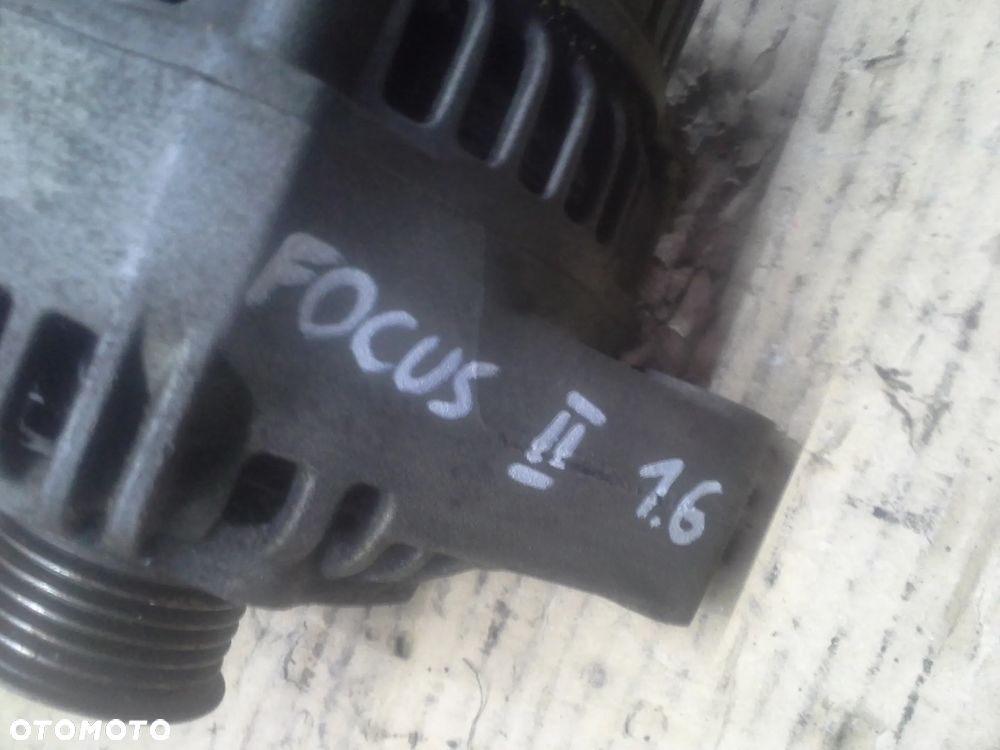 Ford Fokus II 1.6 benzyna alternator - 3