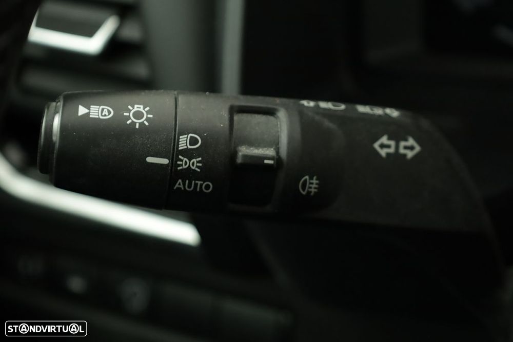 Nissan Qashqai 1.3 DIG-T N-Connecta LED - 17