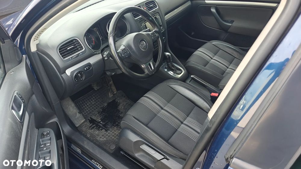 Volkswagen Golf 1.2 TSI DSG MATCH - 16