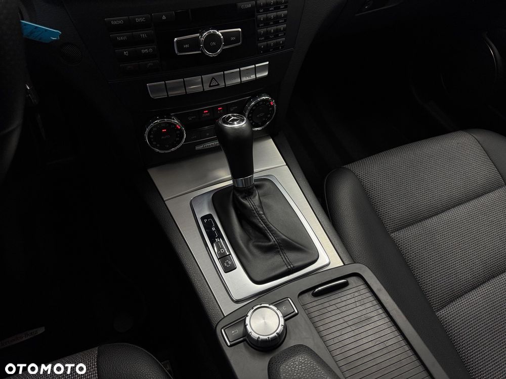 Mercedes-Benz Klasa C 180 Kompressor Automatik Avantgarde - 21