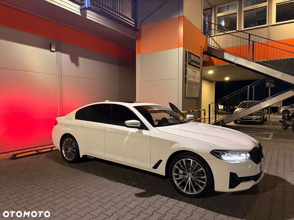 BMW Seria 5 530i GPF Luxury Line - 2