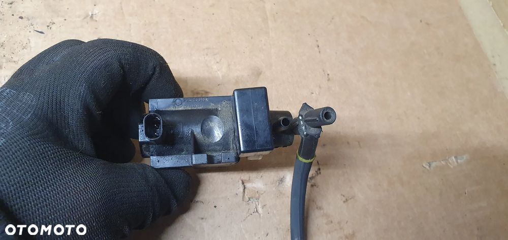 Zawór zaworek podciśnienia Mercedes A-Klasa W169 2.0 CDI A0051535528 - 4