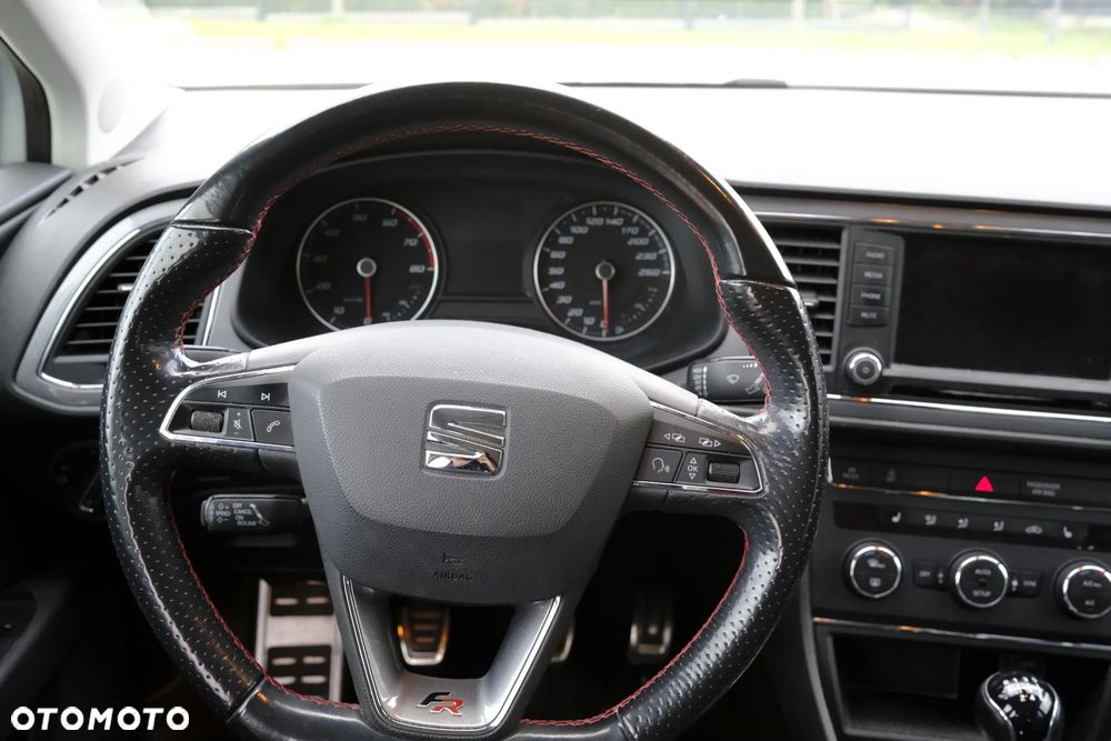 Seat Leon 1.4 EcoTSI FR S&S - 24