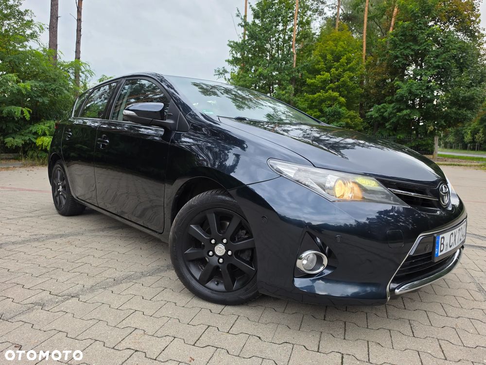 Toyota Auris 1.6 VVT-i Executive - 12