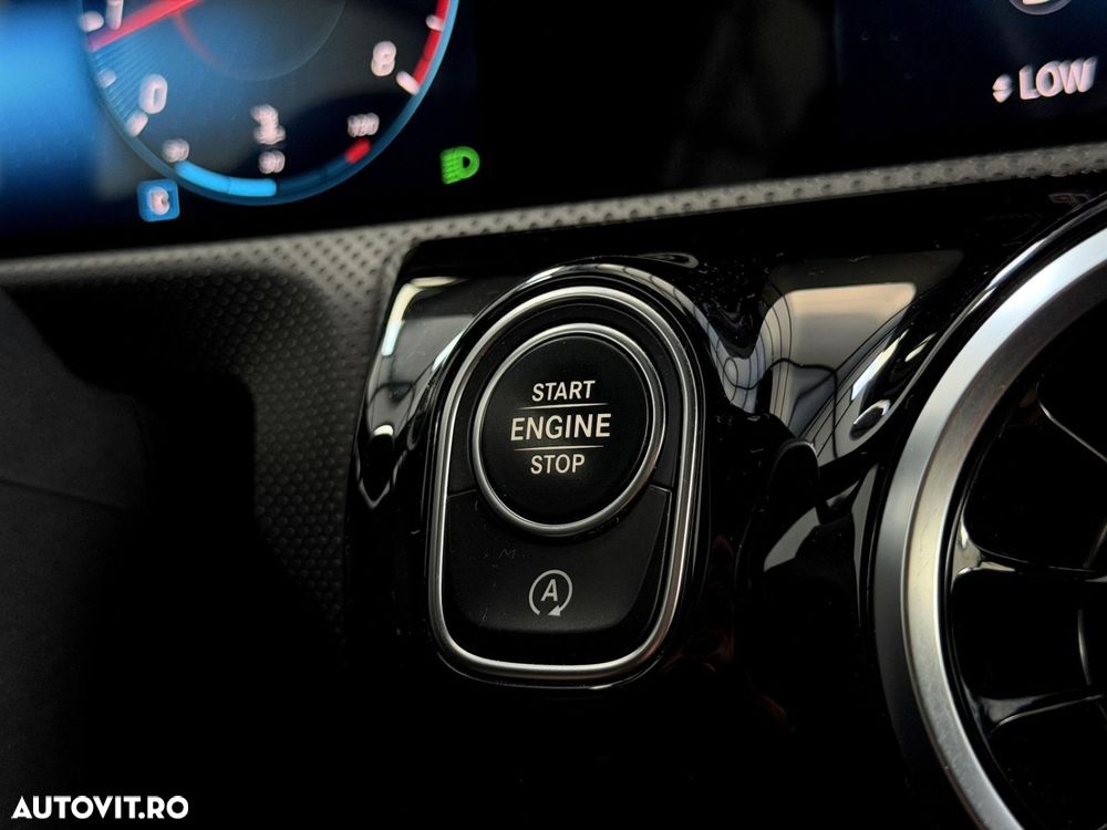 Mercedes-Benz CLA - 16