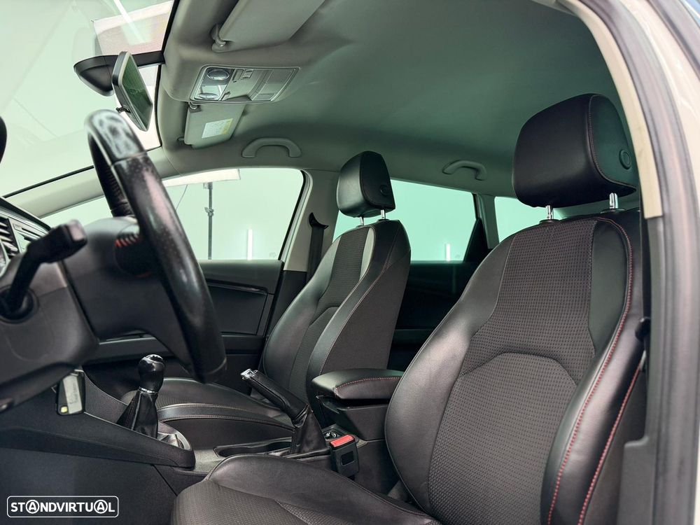 SEAT Leon ST 2.0 TDI S&S FR - 14