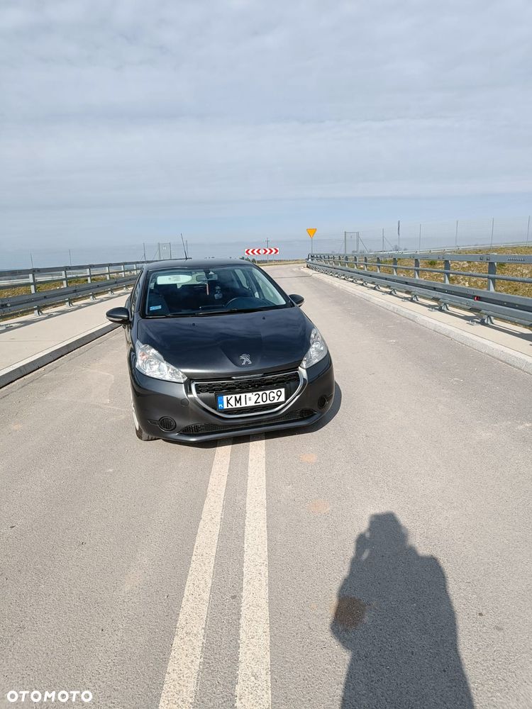 Peugeot 208 1.6 e-HDi Active STT - 14