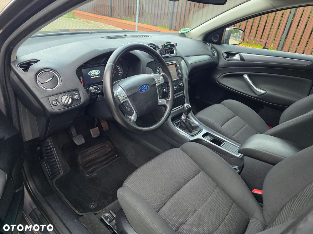 Ford Mondeo 2.2 TDCi Sport - 19