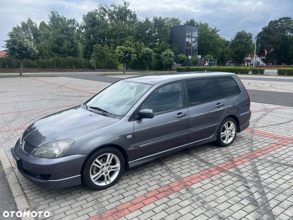 Mitsubishi Lancer 1.6 Sport - 1