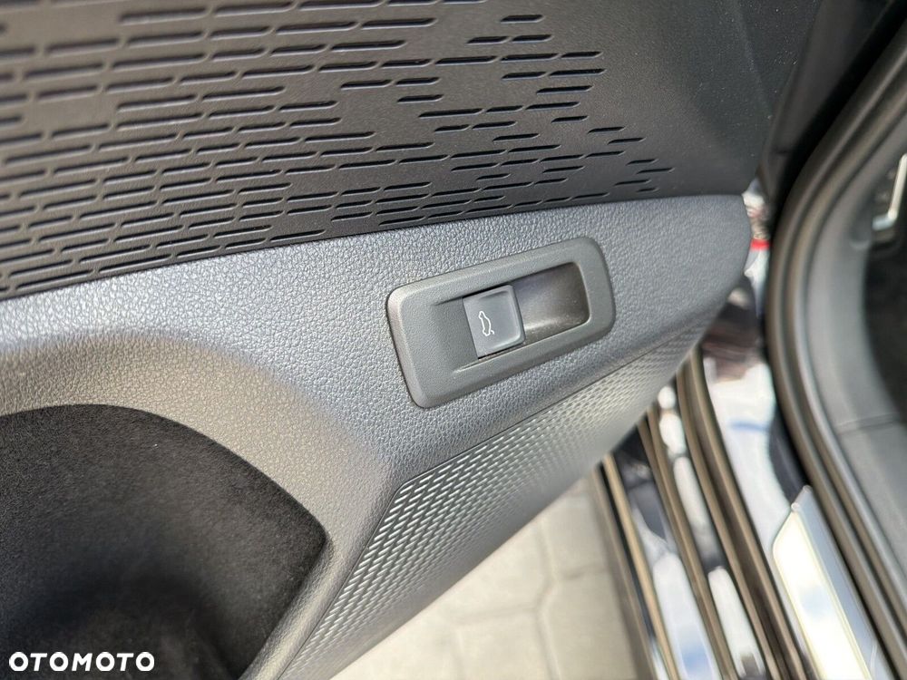 Skoda Octavia 2.0 TDI RS DSG - 22