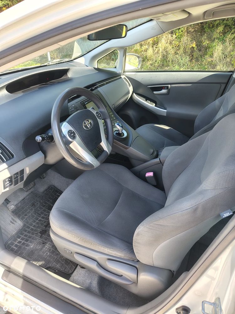 Toyota Prius - 20