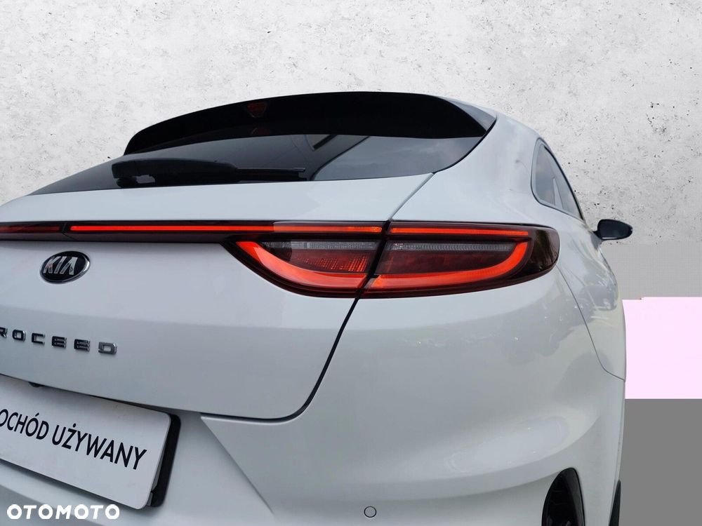 Kia ProCeed - 33