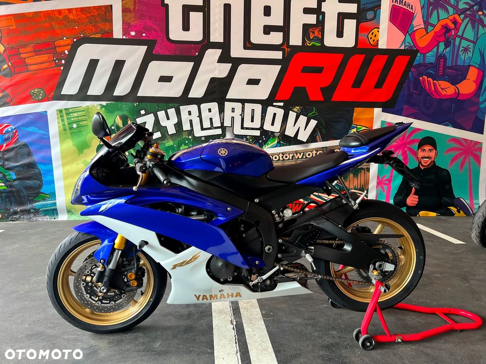 Yamaha R6 - 3