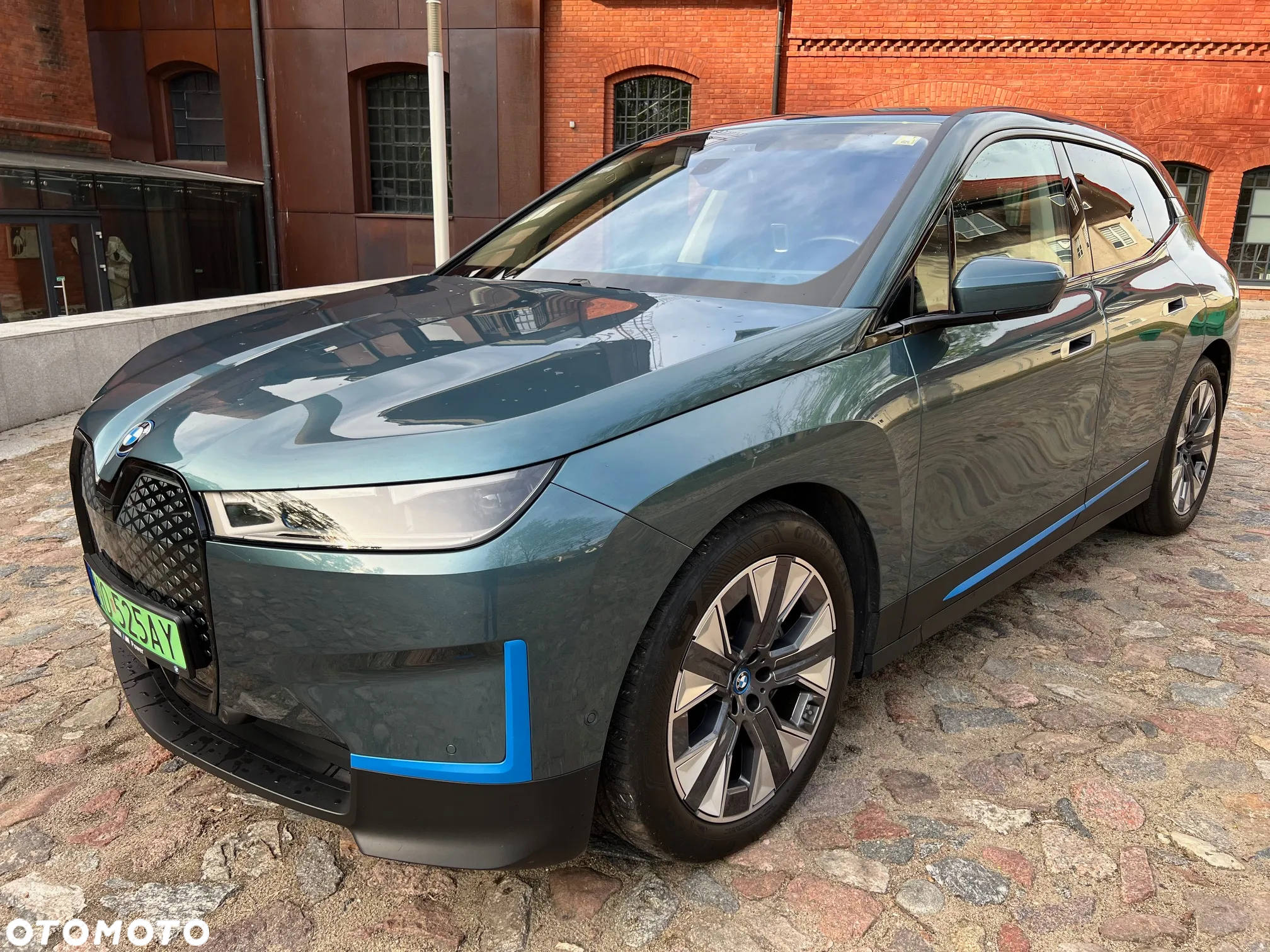 BMW iX xDrive40 76.6kWh - 24