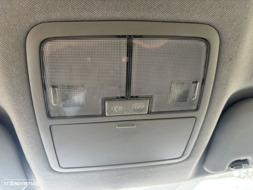 Toyota Auris 1.4 D-4D +AC - 26