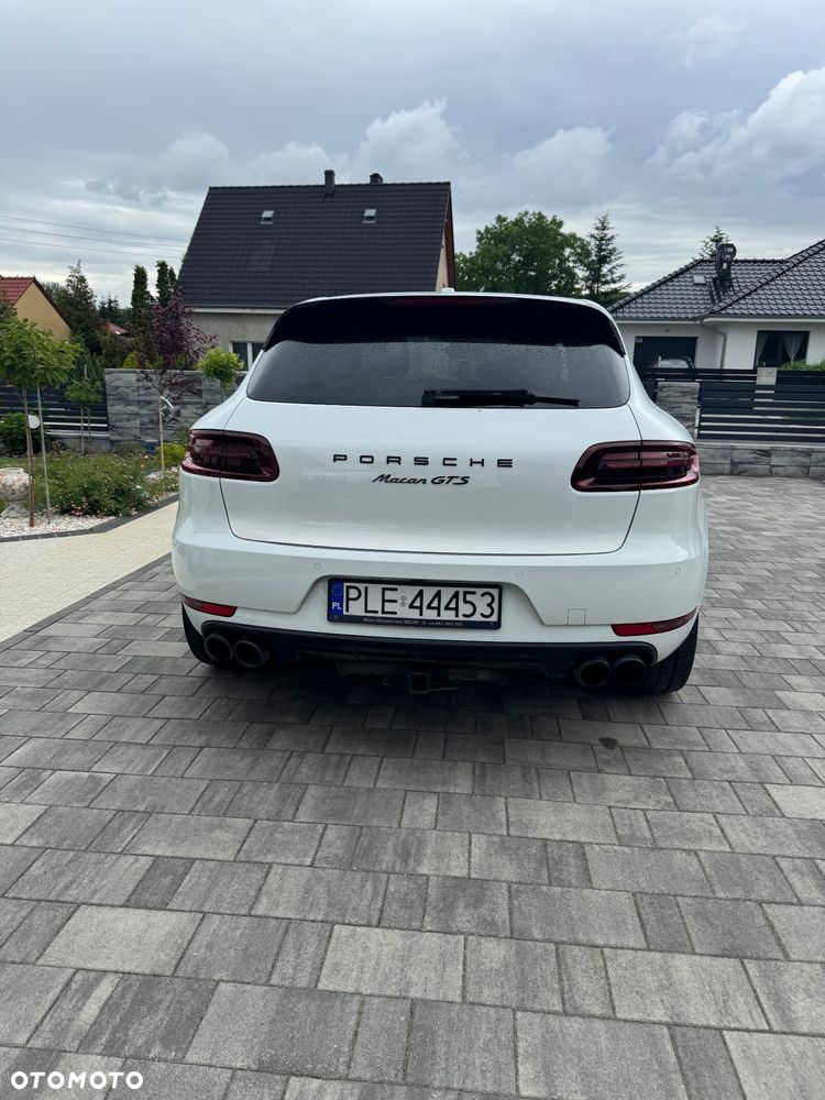 Porsche Macan - 4