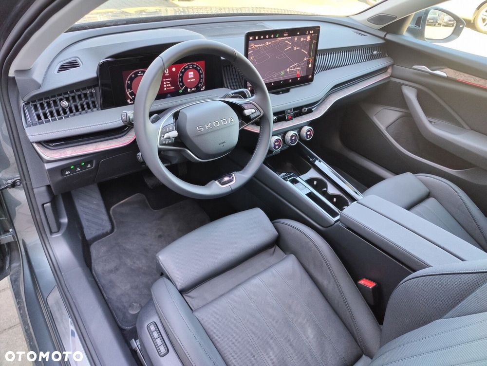 Skoda Superb 2.0 TSI L&K DSG - 17