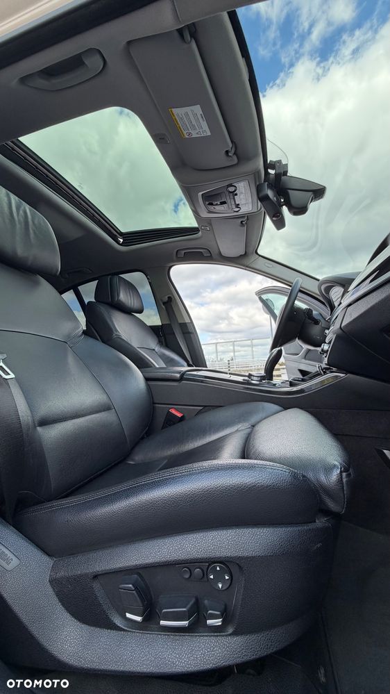 BMW Seria 5 525d - 18