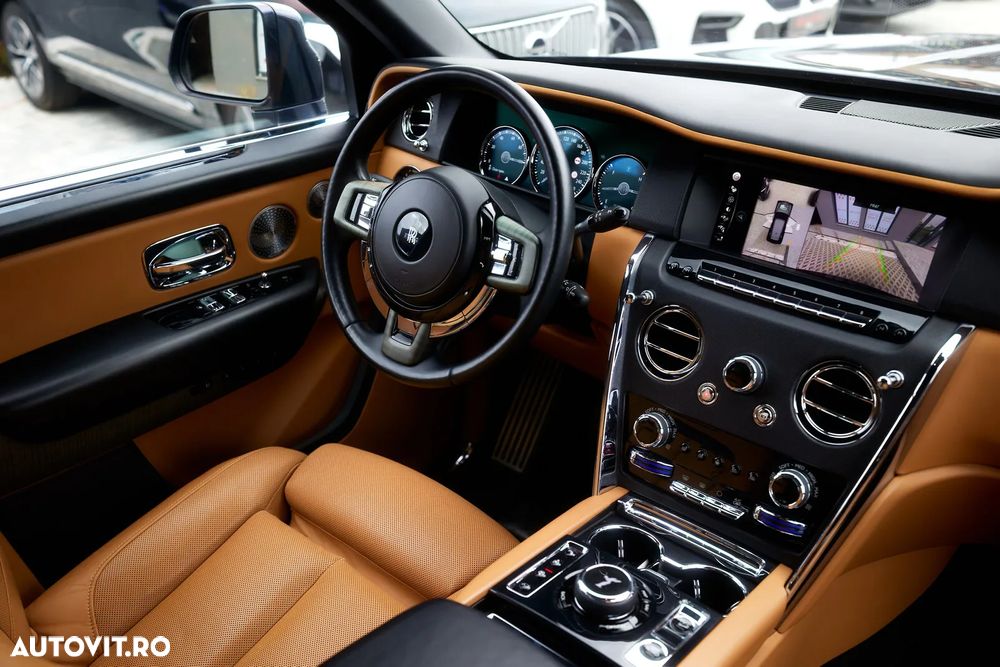 Rolls-Royce Cullinan - 16