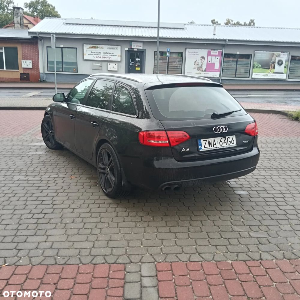 Audi A4 Avant - 6