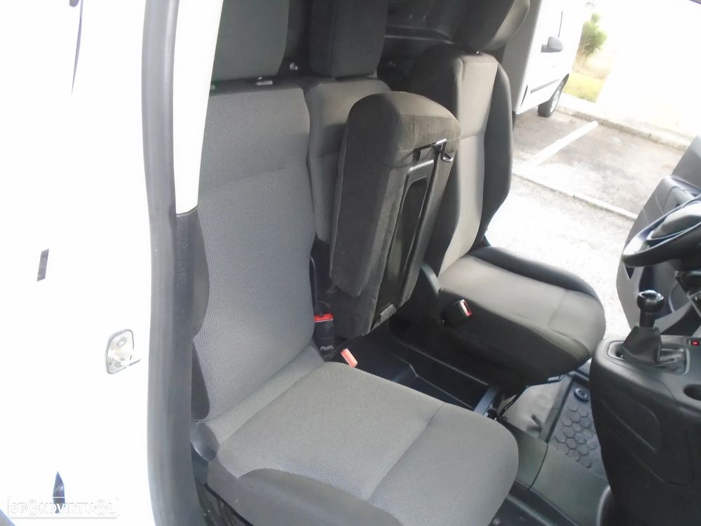 Peugeot Partner 1.5 BlueHDI NACIONAL 3- LUGARES IVA DEDUTIVEL - 19