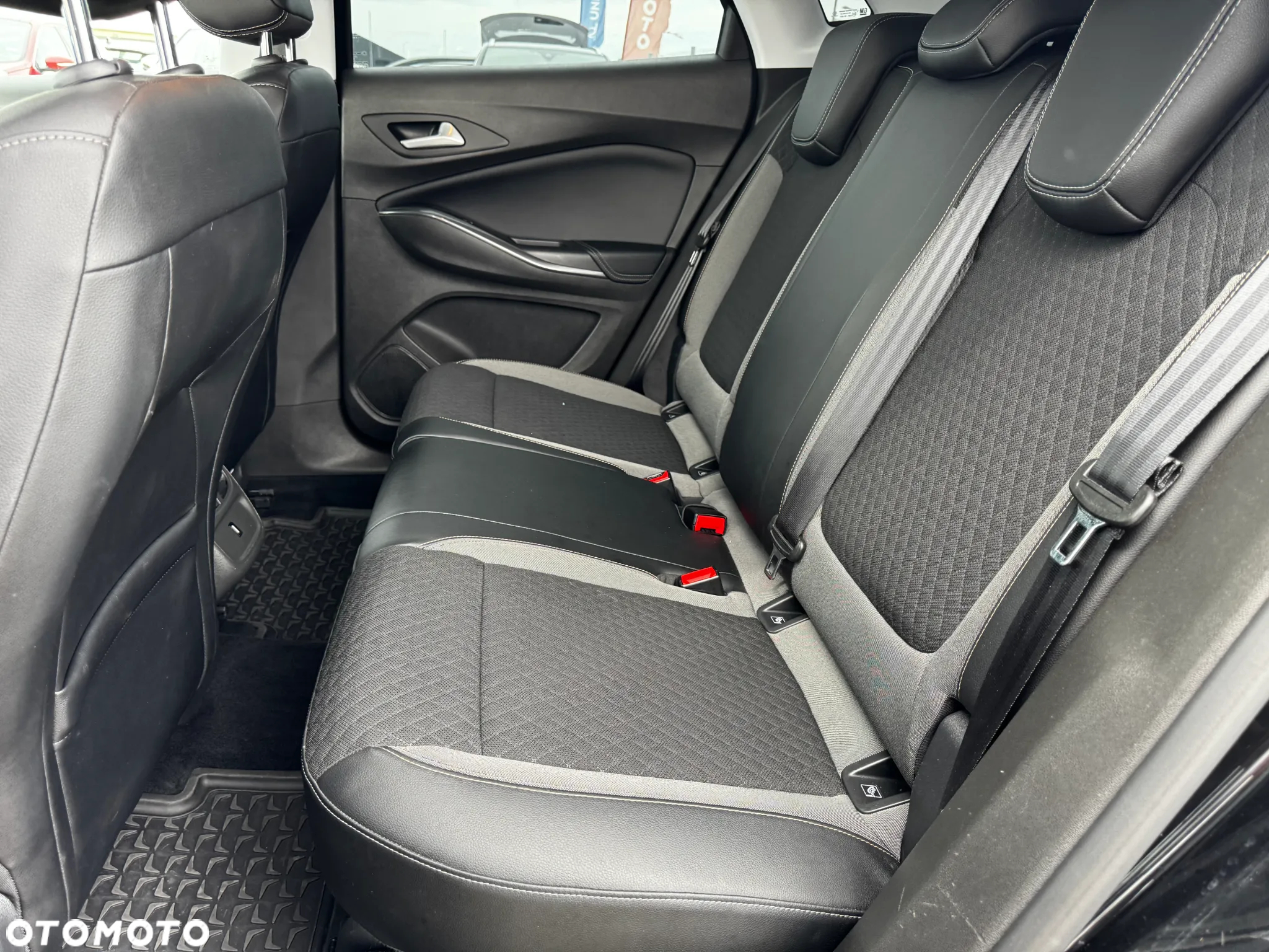 Opel Grandland X 1.5 D Start/Stop Automatik Business Elegance - 33