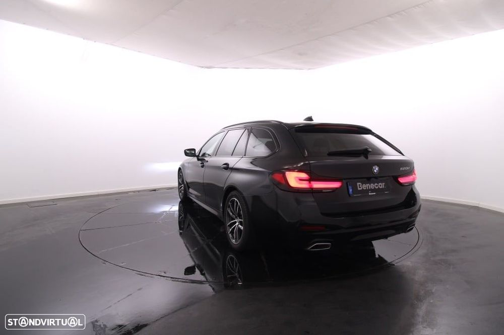 BMW 520 d Pack Desportivo M Auto - 5