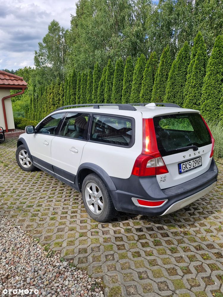 Volvo XC 70 D5 AWD Kinetic - 12