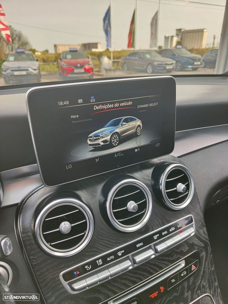 Mercedes-Benz GLC 250 d Coupé AMG Line 4-Matic - 48