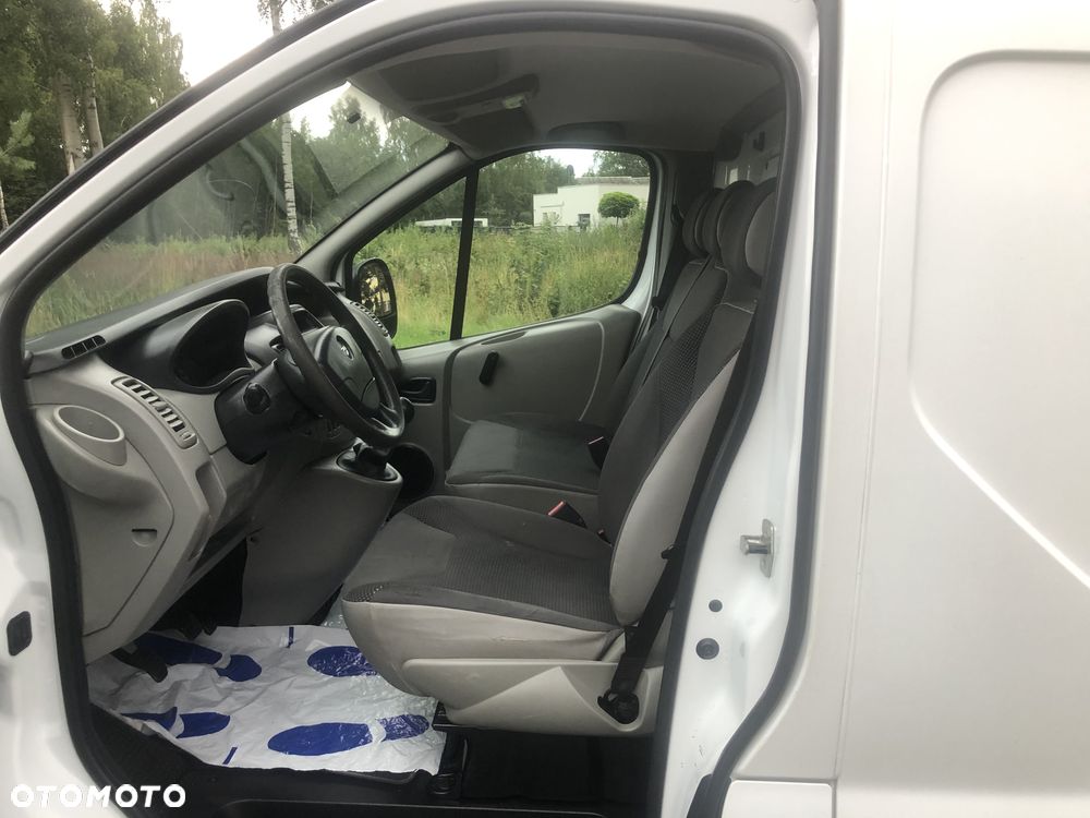 Opel VIVARO - 13