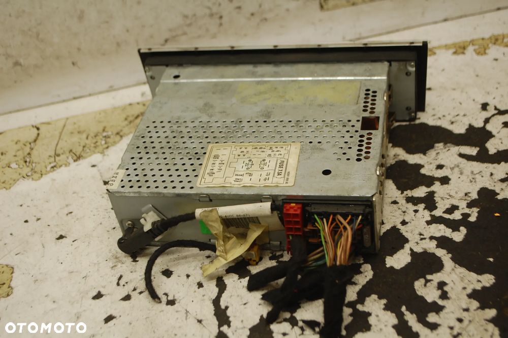 RADIO AUDI CONCERT CD 8E0035186D AUDI A4 B7 B6 8E0035186 - 16