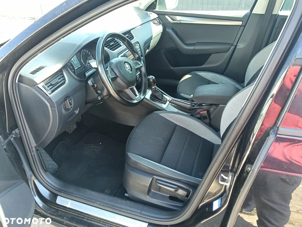 Skoda Octavia 2.0 TDI (Green tec) DSG Joy - 23