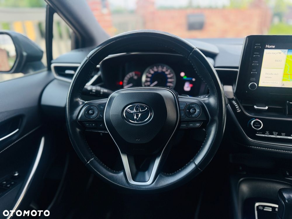 Toyota Corolla 2.0 Black&White - 10