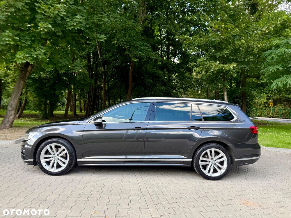Volkswagen Passat Variant 2.0 TDI DSG (BlueMotion Technology) Highline - 23