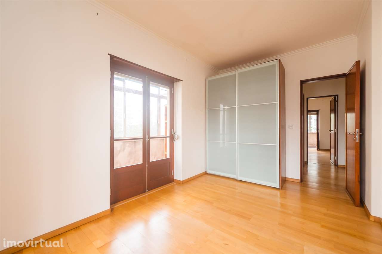 Apartamento T3 Venda em Massamá e Monte Abraão,Sintra - Grande imagem: 4/49