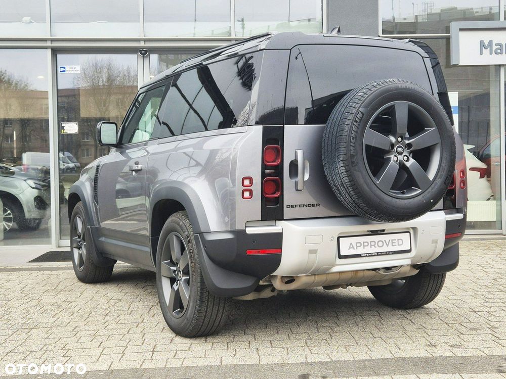 Land Rover Defender 90 P400 SE - 8